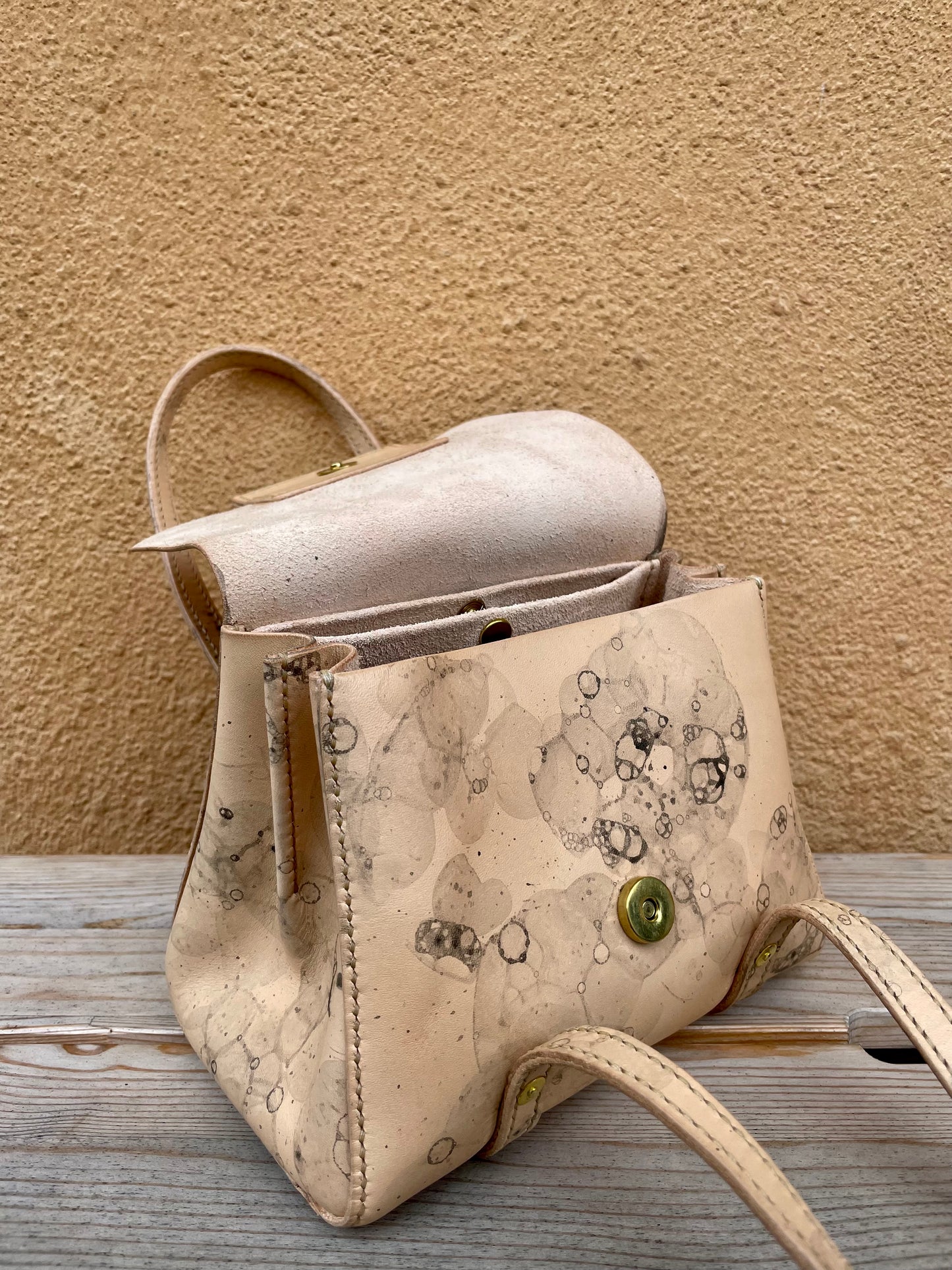 Leather Bubbles Hand bag