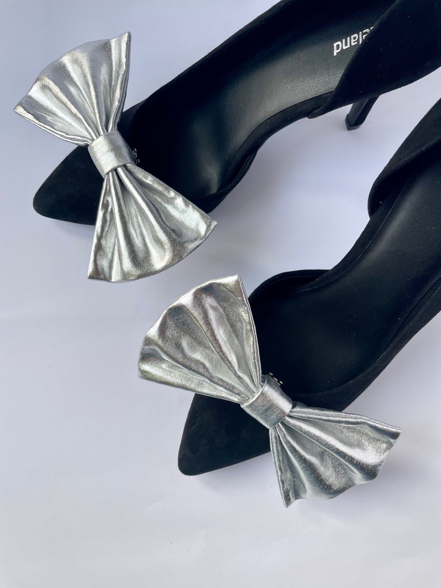 Clip on Bow Silver