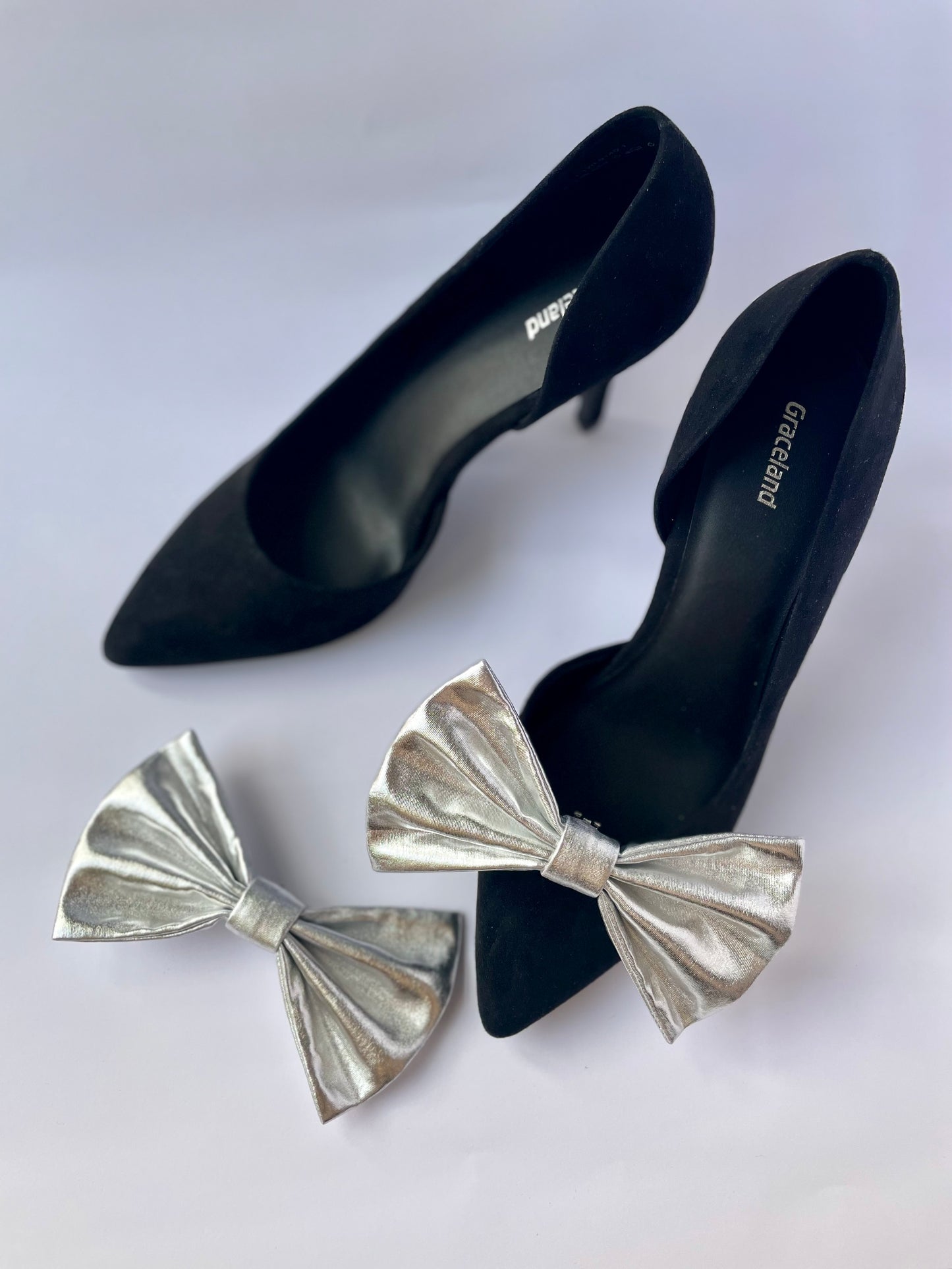 Clip on Bow Silver