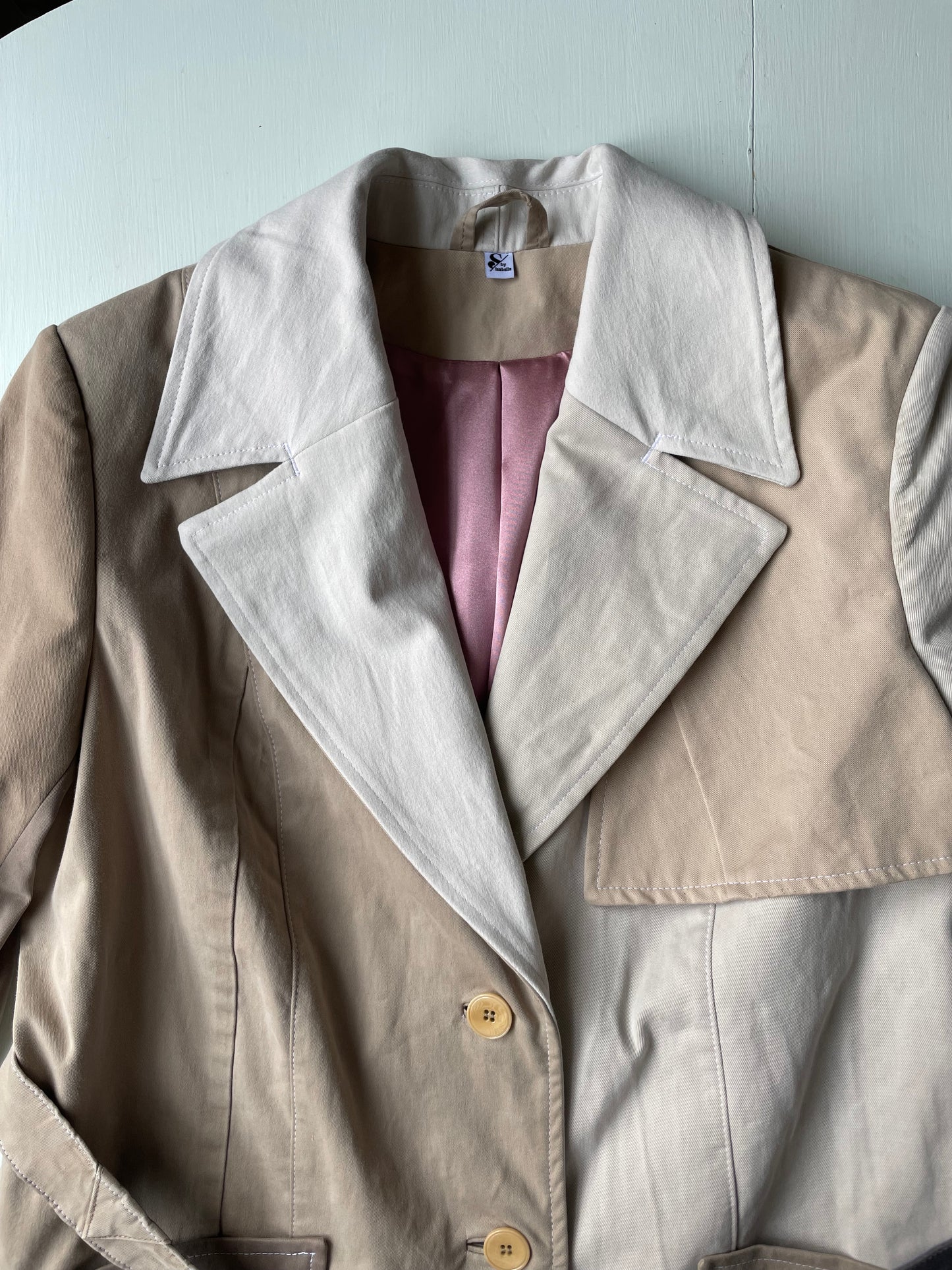 A Chinos trench coat