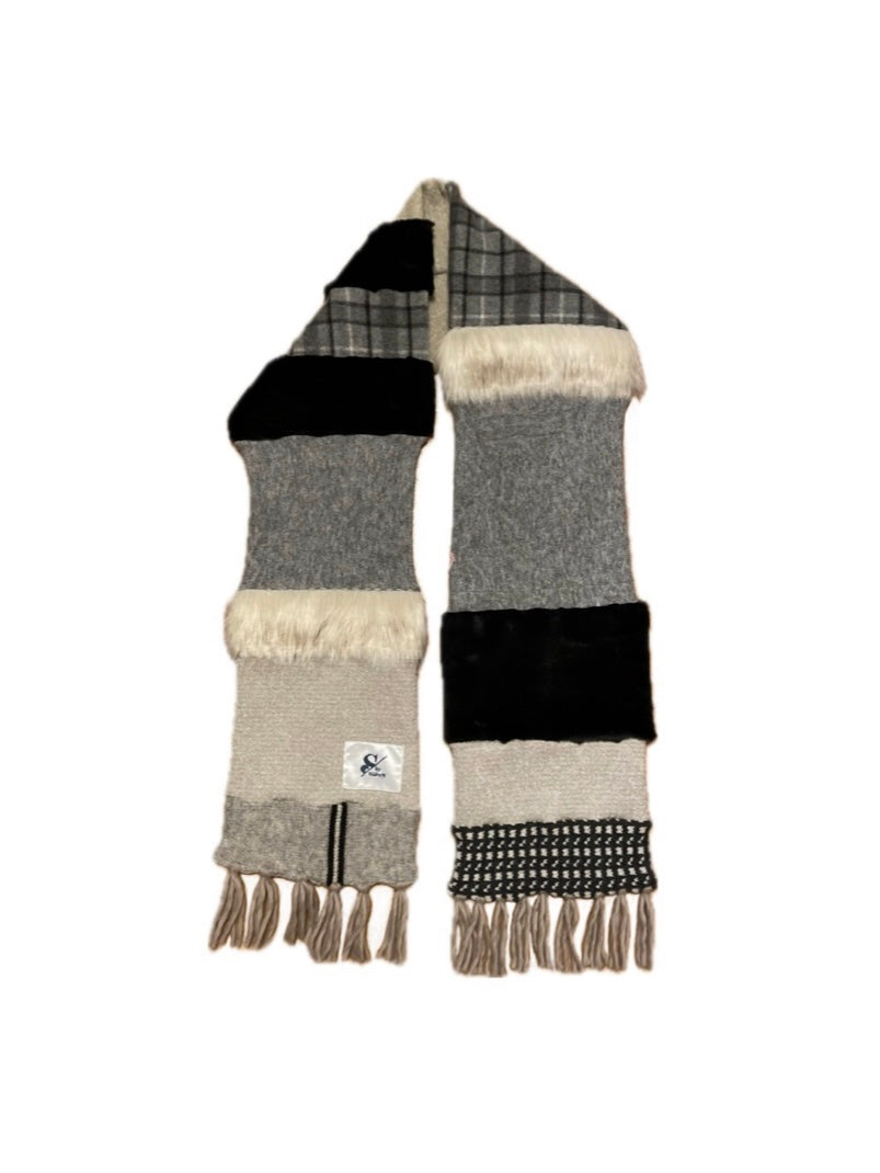 Chunky Scarf Grey/White